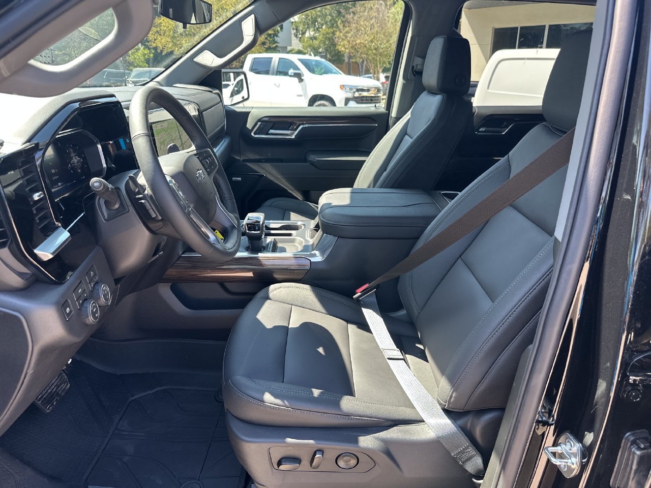 2026 Chevrolet Silverado 1500 RST Truck, photo 18