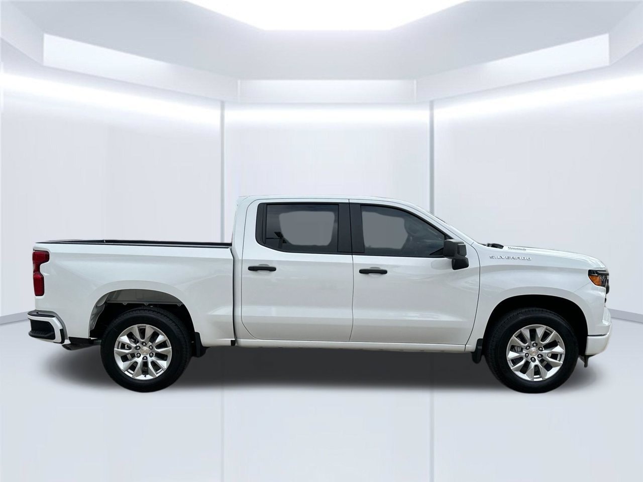 2026 Chevrolet Silverado 1500 Custom - Photo 7