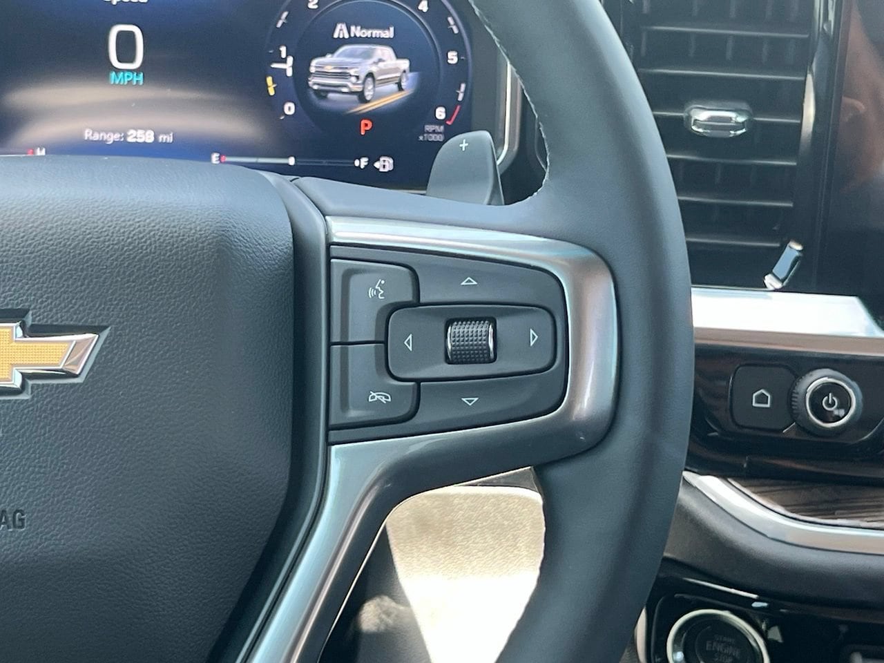 2026 Chevrolet Silverado 1500 LT Truck, photo 18
