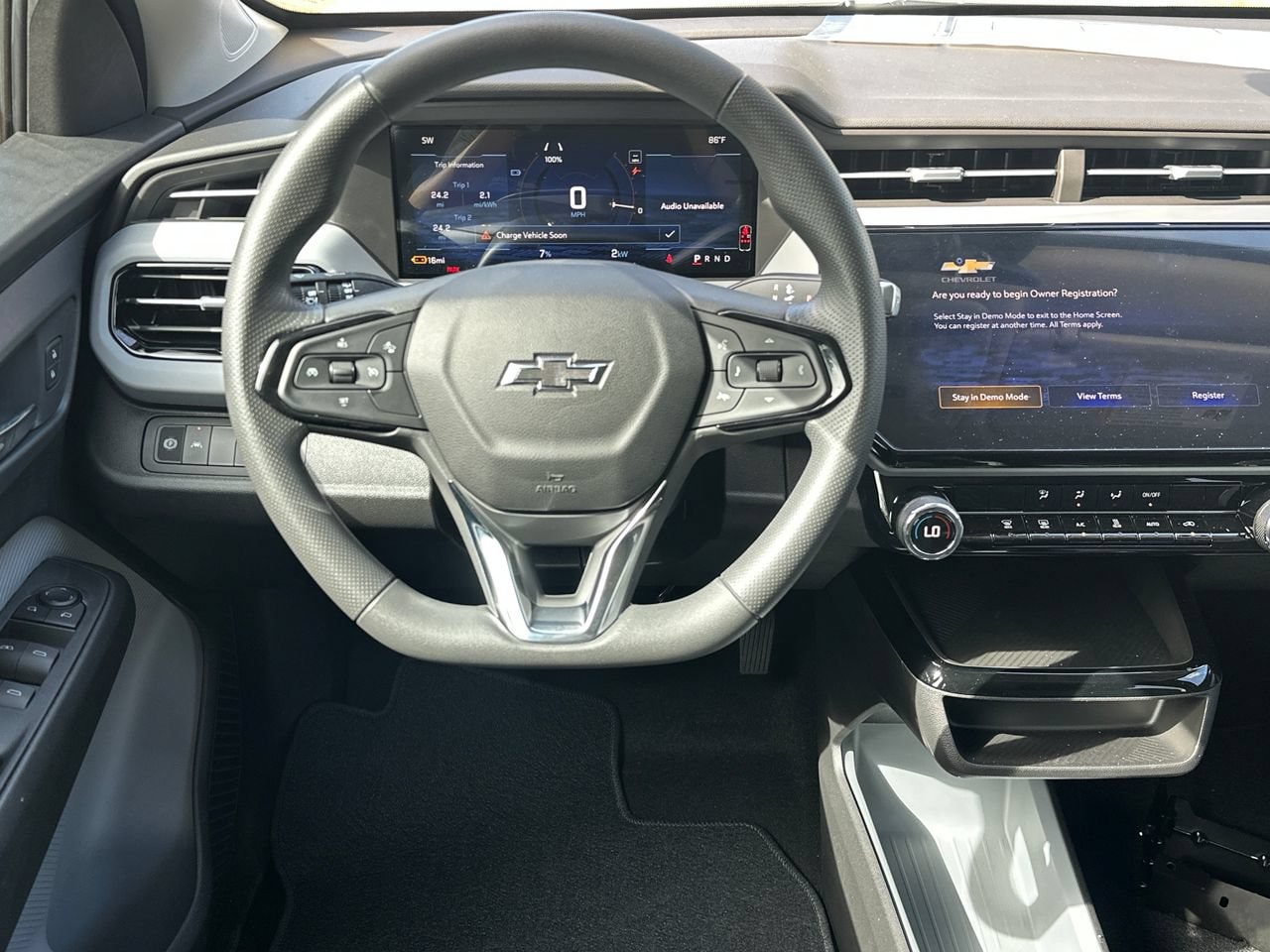2027 Chevrolet Bolt LT SUV, photo 13