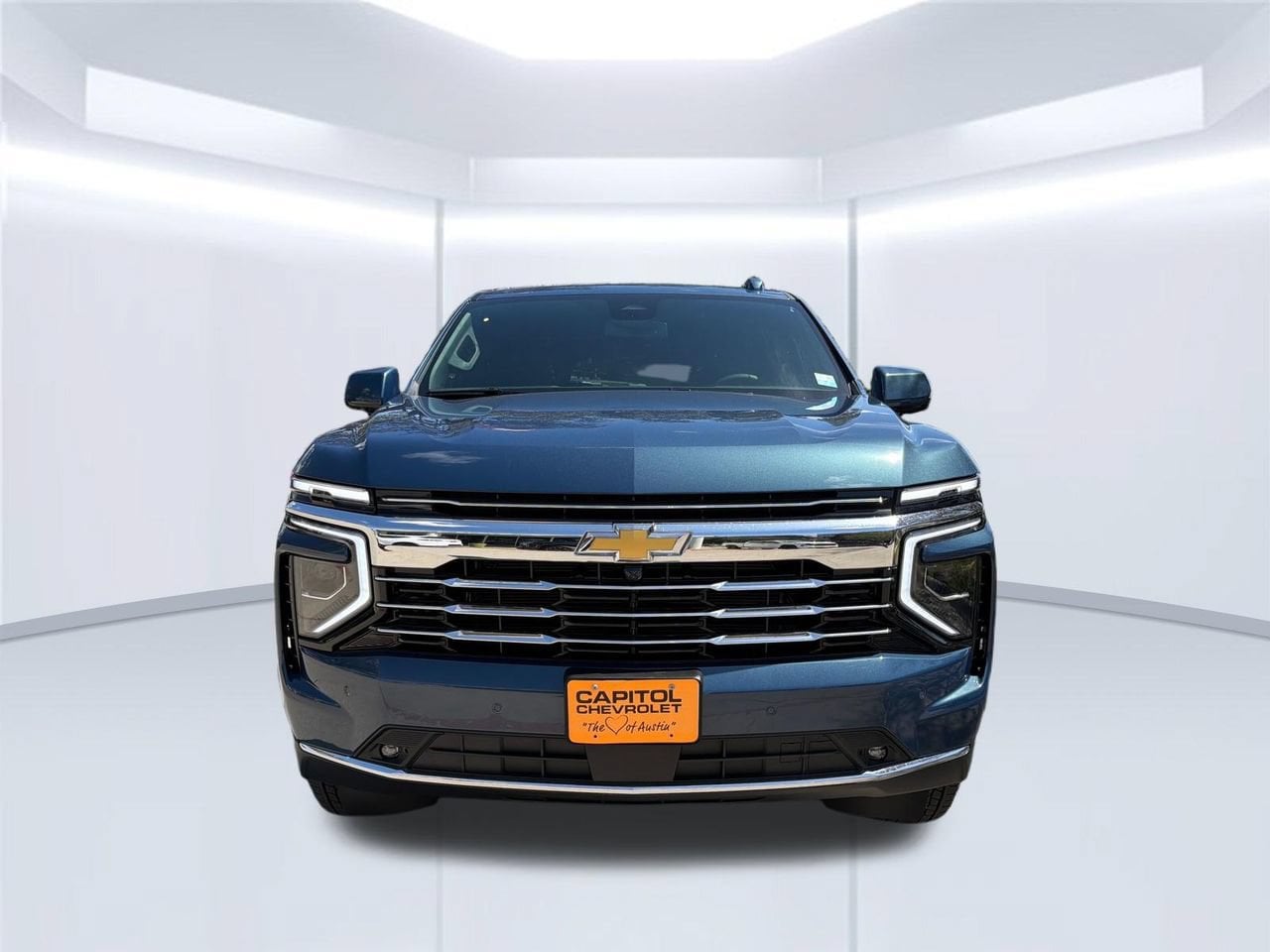 2026 Chevrolet Suburban LT SUV, photo 8