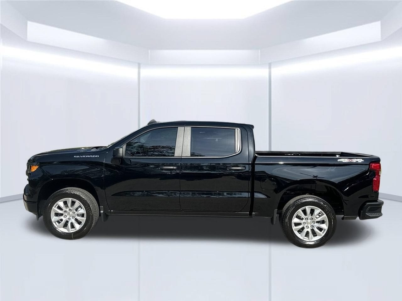 2026 Chevrolet Silverado 1500 Custom Truck, photo 2