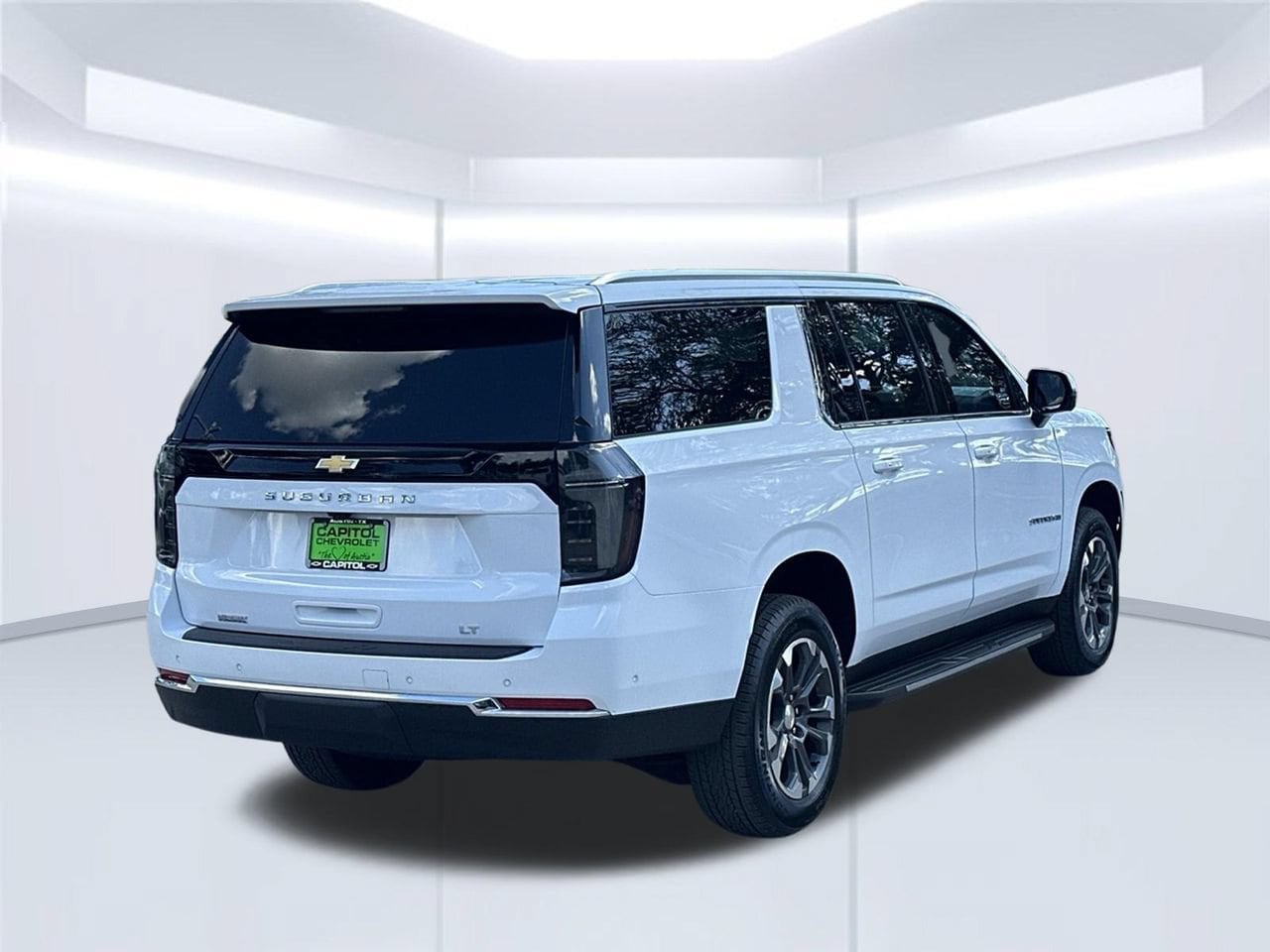 2026 Chevrolet Suburban LT SUV, photo 6