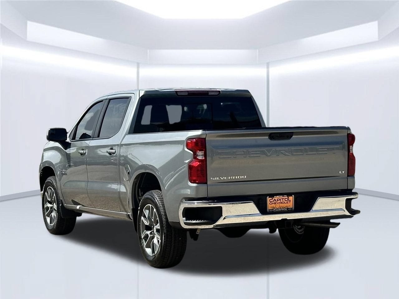 2026 Chevrolet Silverado 1500 LT Truck, photo 5