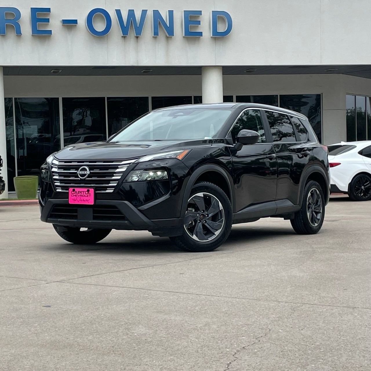 2024 Nissan Rogue SV FWD's photo
