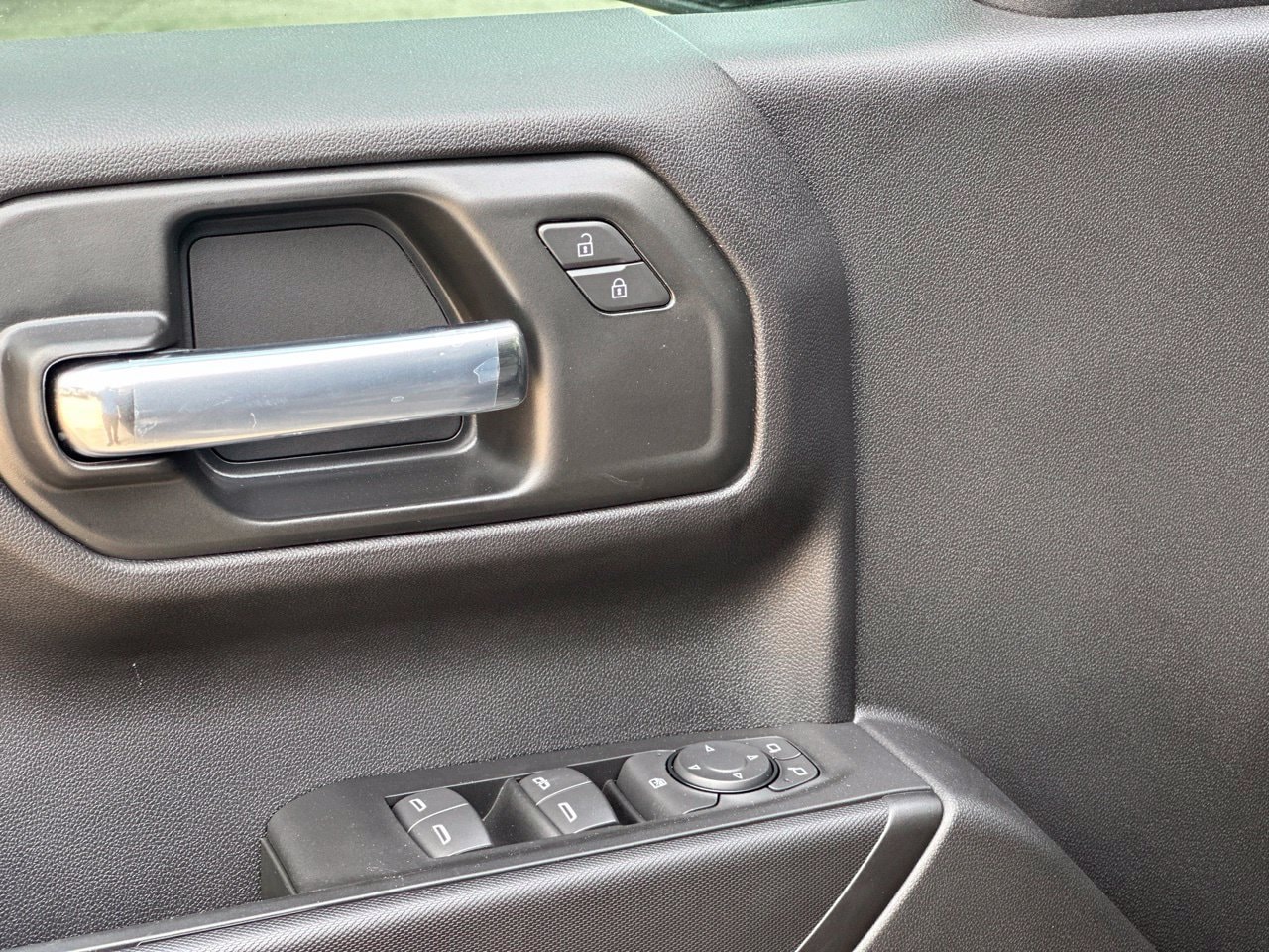 2026 Chevrolet Silverado 1500 Custom - Photo 12