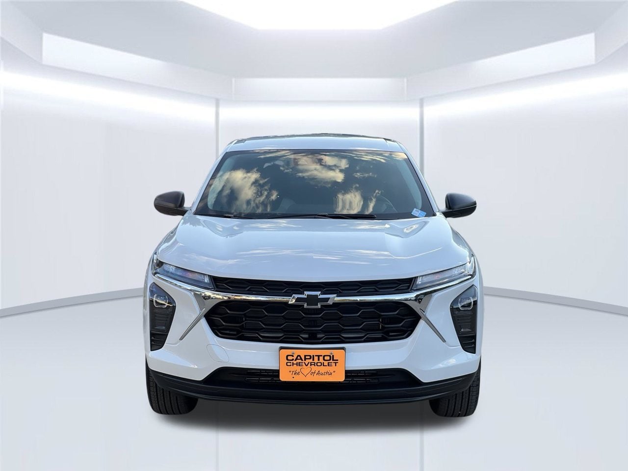2026 Chevrolet Trax LS - Photo 8