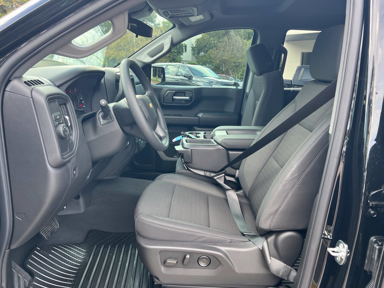 2026 Chevrolet Silverado 1500 Custom - Photo 9