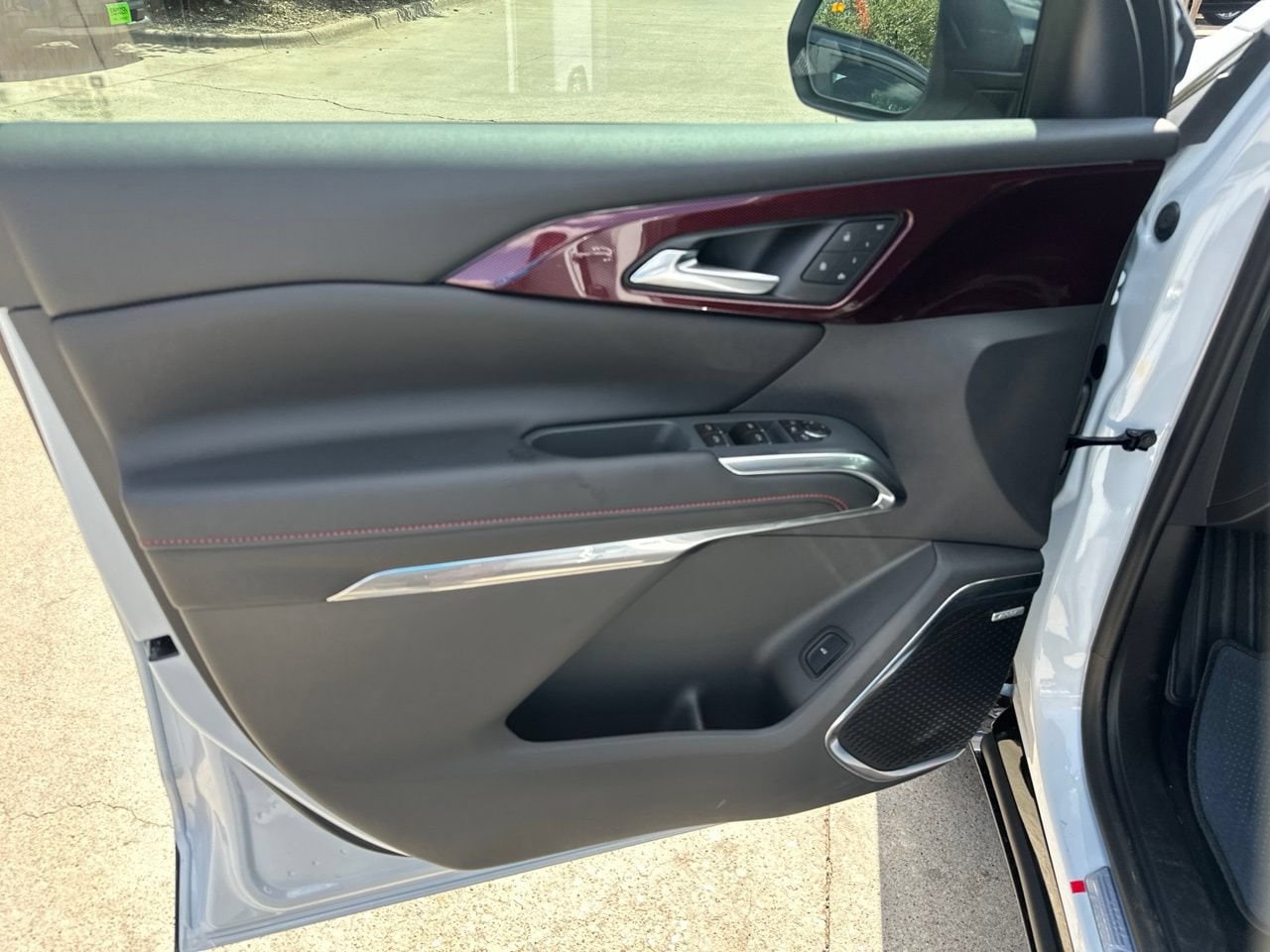 2027 Chevrolet Traverse RS, photo 11