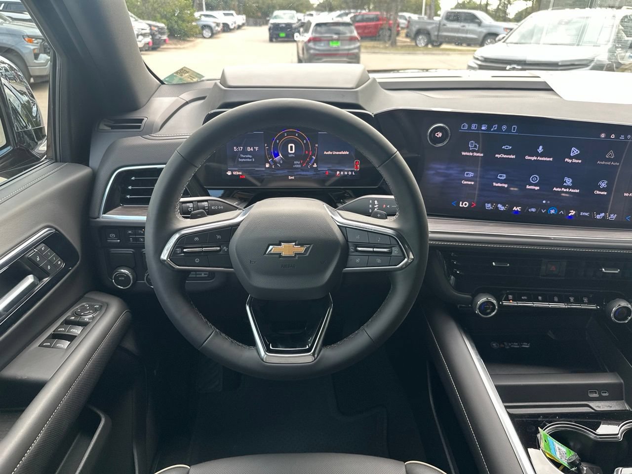 2026 Chevrolet Suburban Premier, photo 14