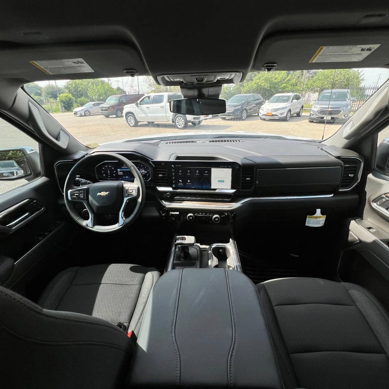 2026 Chevrolet Silverado 1500 LT Truck, photo 14