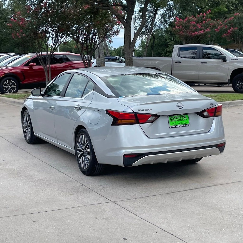 Used 2024 Nissan Altima 2.5 SV Sedan