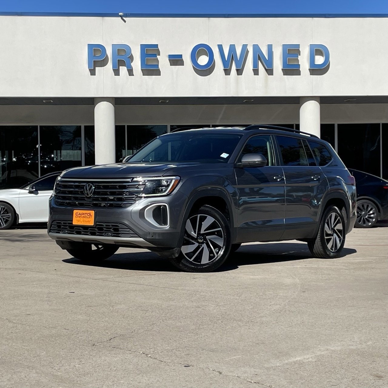 2025 Volkswagen Atlas SE w/Tech's photo