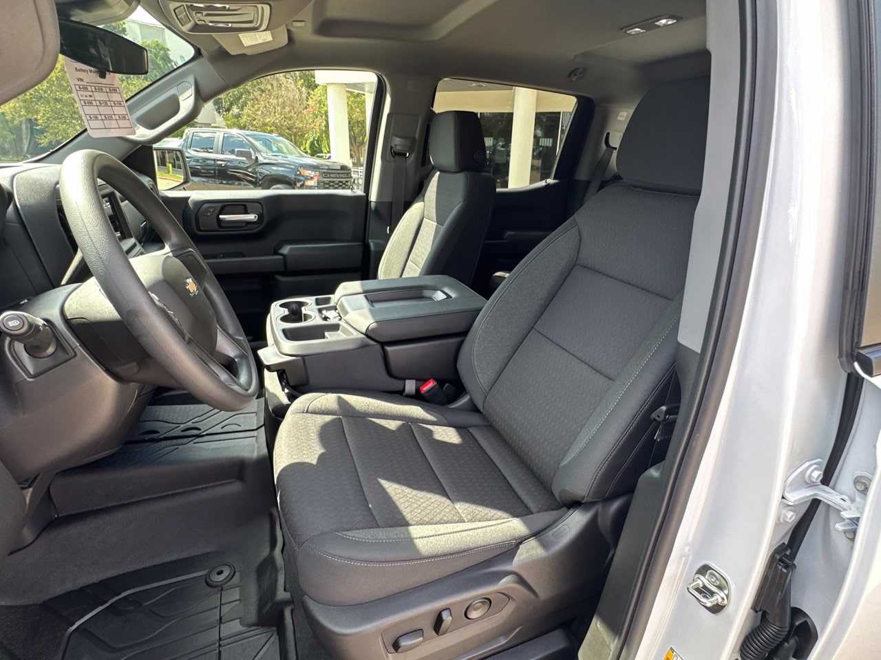 2026 Chevrolet Silverado 1500 Custom - Photo 9
