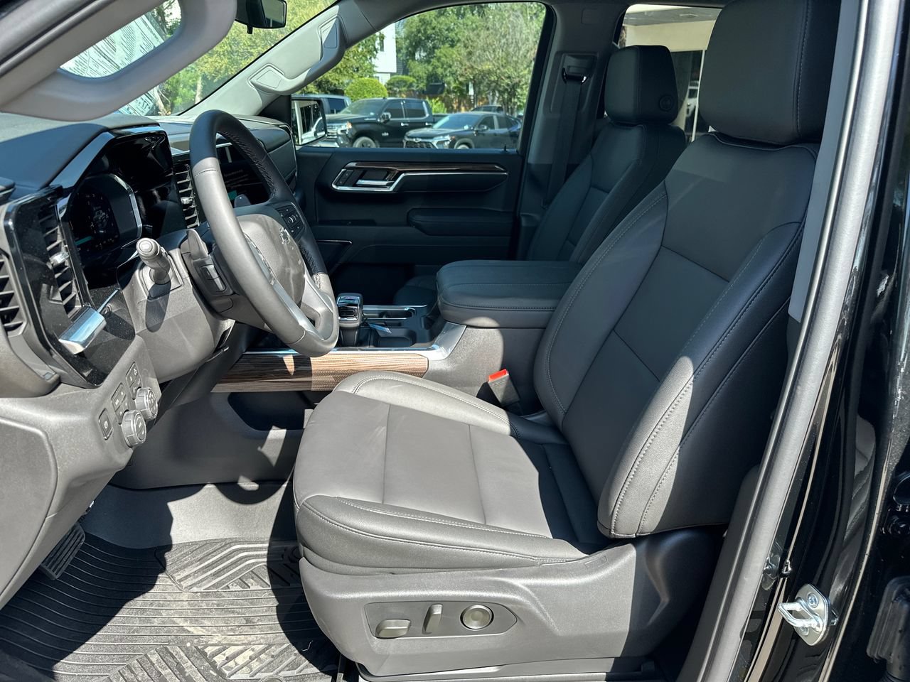 2026 Chevrolet Silverado 1500 LT Trail Boss, photo 10