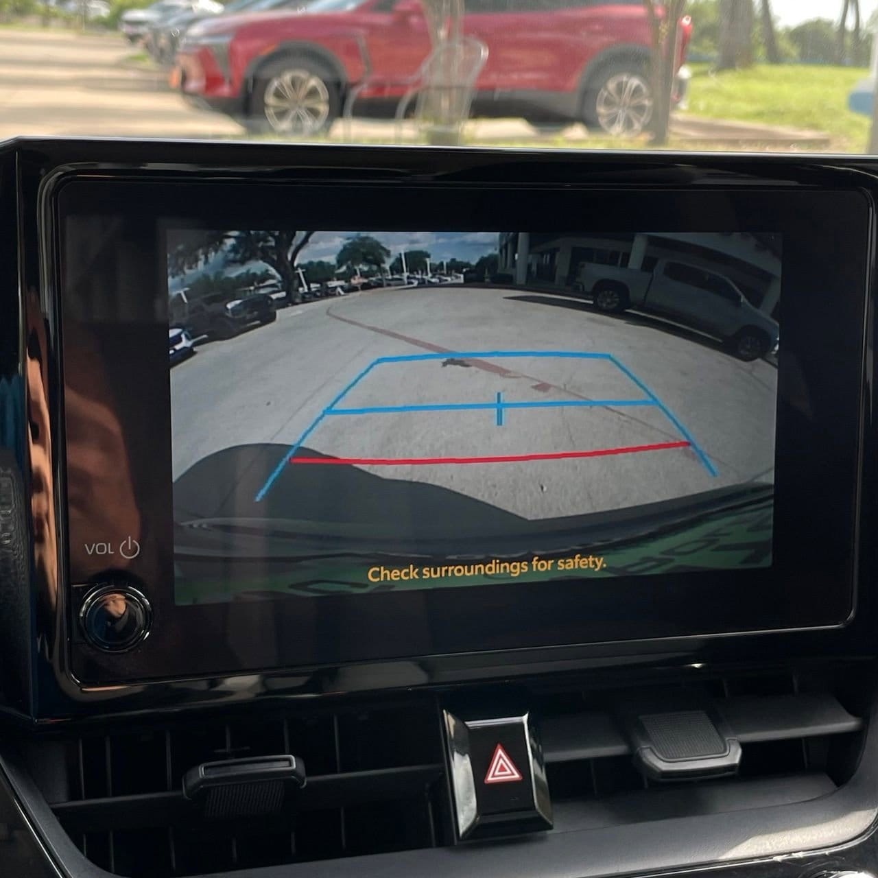2024 Toyota Corolla LE - Photo 17