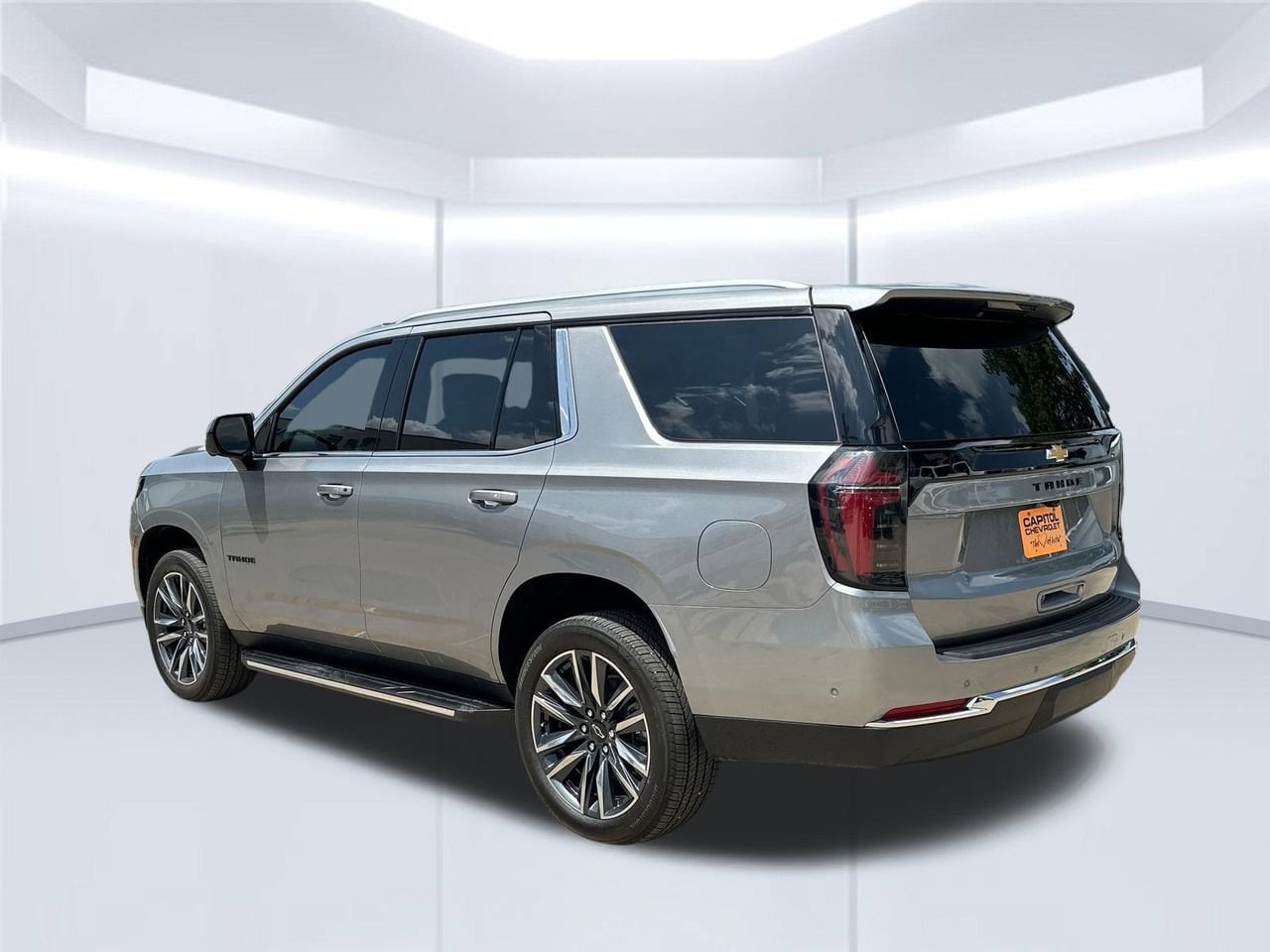 2026 Chevrolet Tahoe LS SUV, photo 4