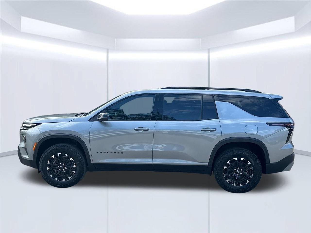 2027 Chevrolet Traverse Z71 SUV, photo 3