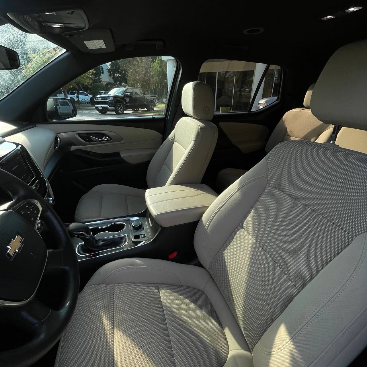 2023 Chevrolet Traverse LS - Photo 21