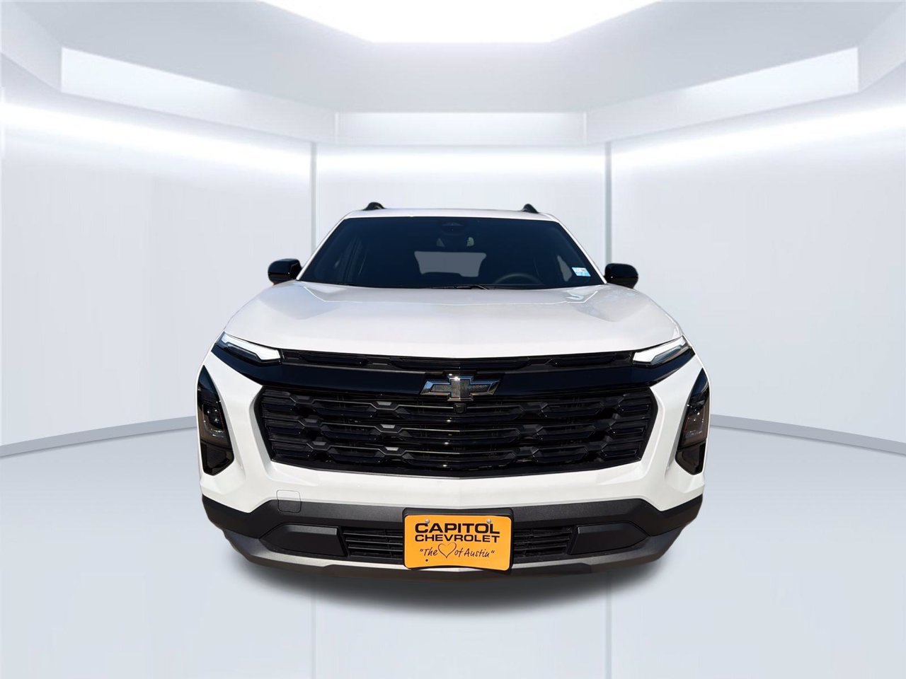 2027 Chevrolet Equinox LT - Photo 8