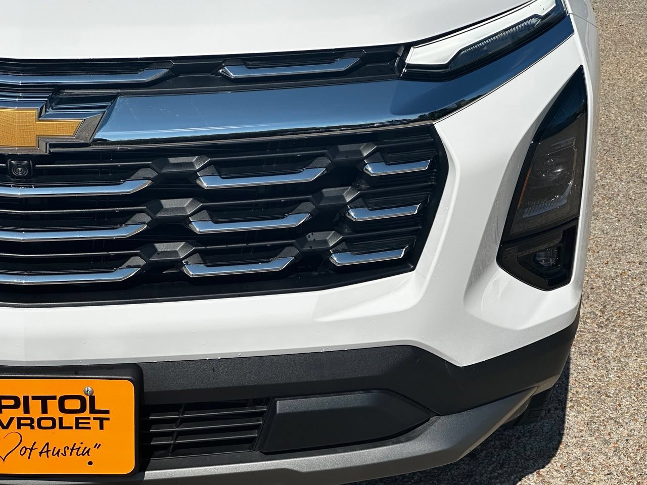 2027 Chevrolet Equinox LT - Photo 12