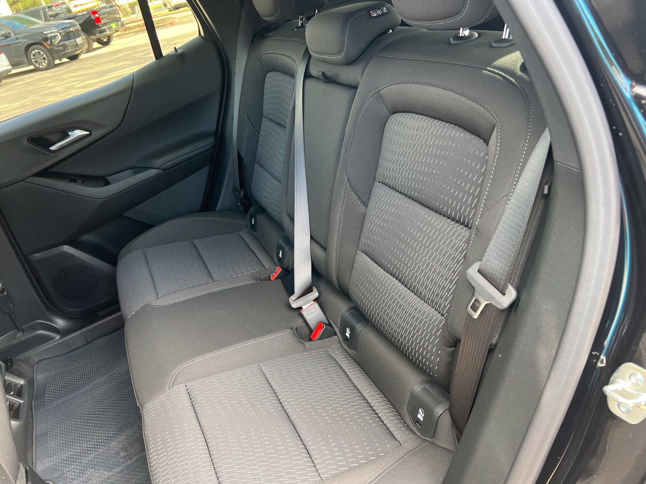 2027 Chevrolet Equinox LT SUV, photo 25