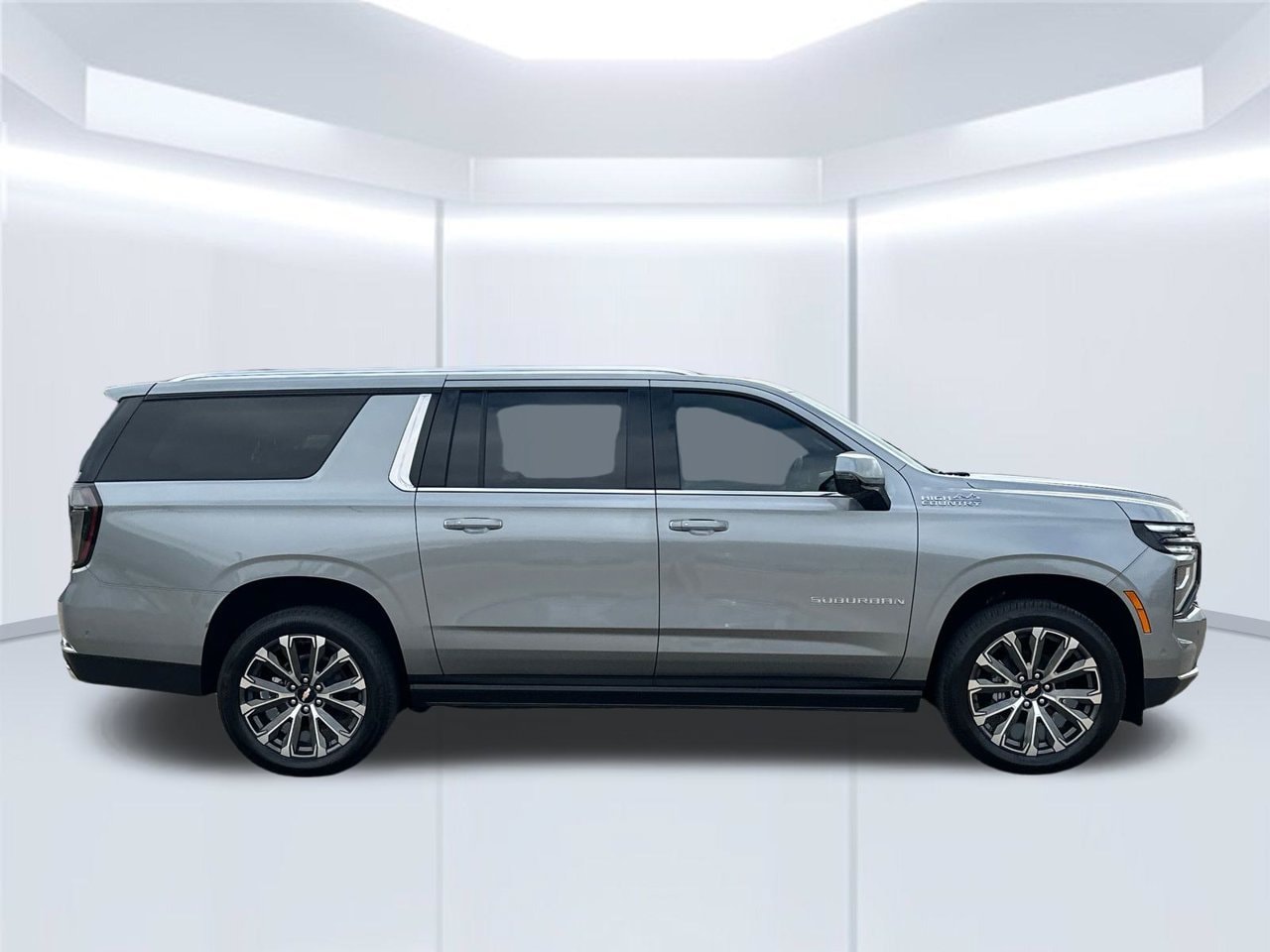 2026 Chevrolet Suburban High Country - Photo 7