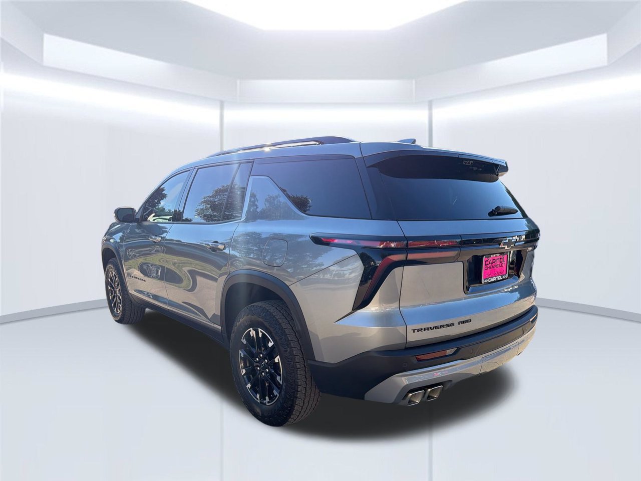 2026 Chevrolet Traverse Z71 - Photo 3