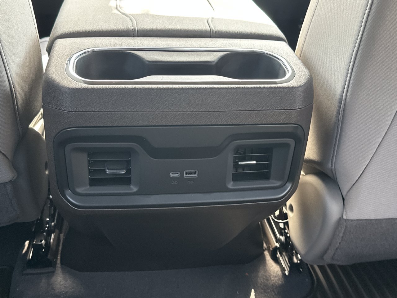 2026 Chevrolet Silverado 1500 LT - Photo 23