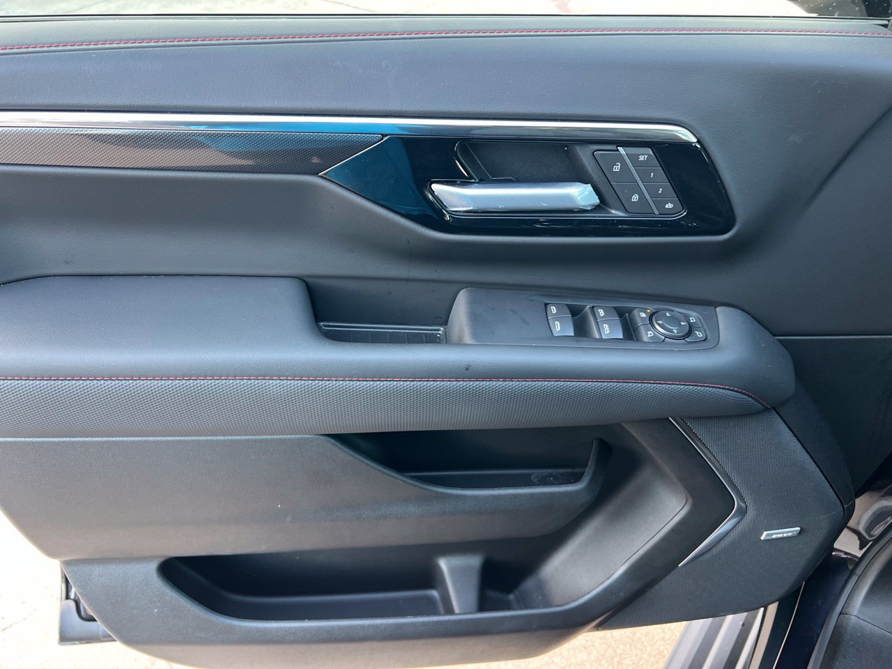 2026 Chevrolet Tahoe RST - Photo 11