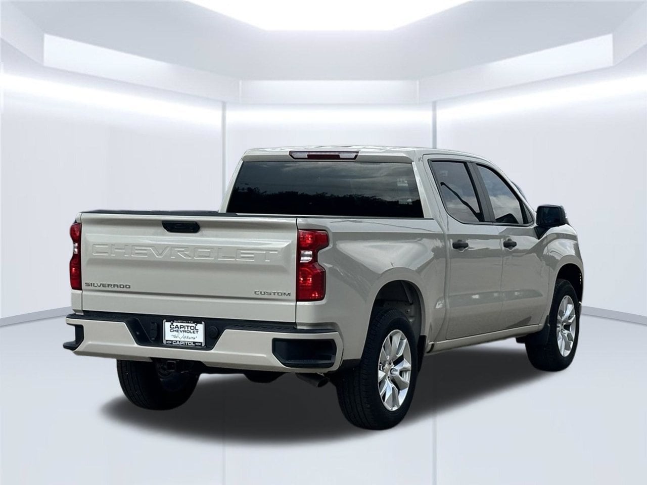 2026 Chevrolet Silverado 1500 Custom - Photo 8