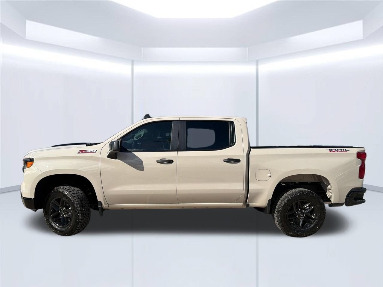 2026 Chevrolet Silverado 1500 Custom Trail Boss - Photo 2
