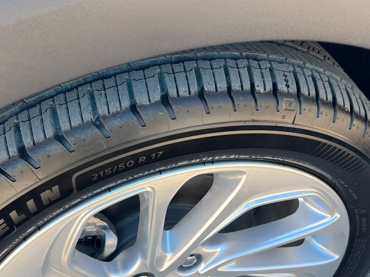 2027 Chevrolet Bolt LT, photo 28