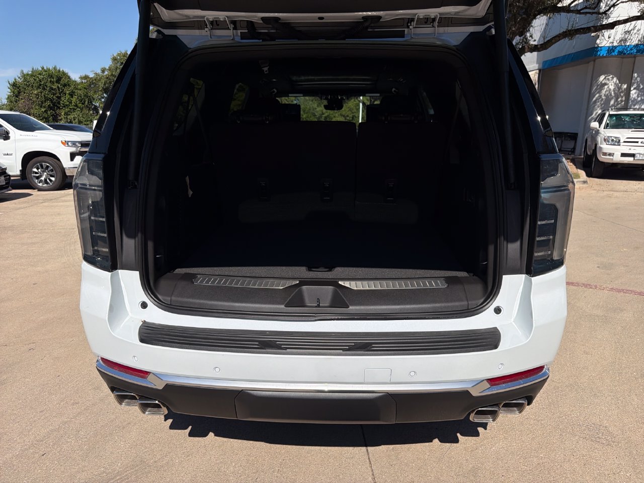 2026 Chevrolet Suburban High Country SUV, photo 24