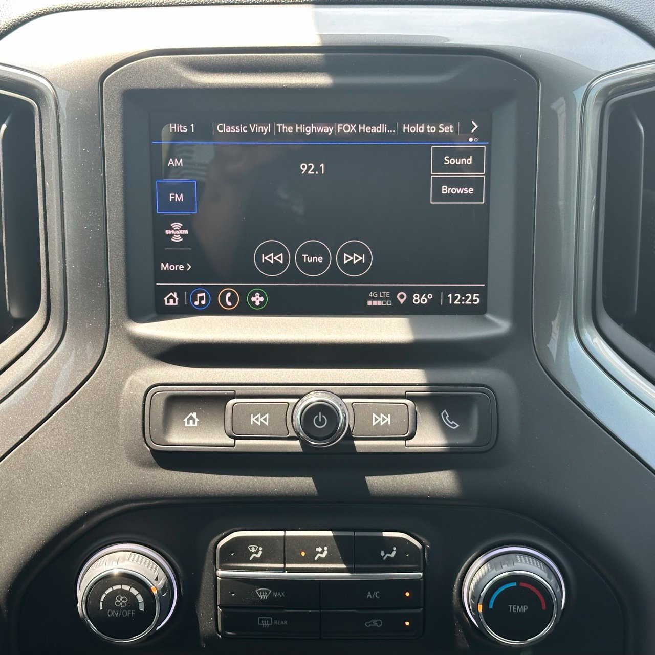 2026 Chevrolet Silverado 1500 Custom - Photo 18