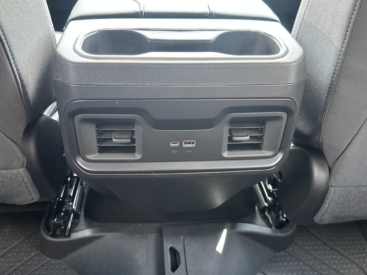 2026 Chevrolet Silverado 1500 LT - Photo 27