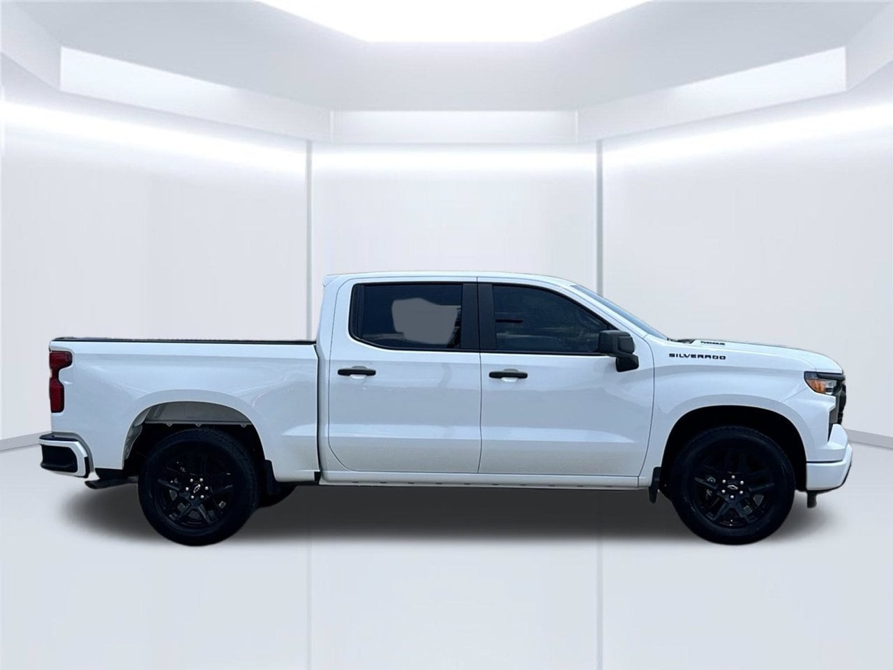 2026 Chevrolet Silverado 1500 Custom - Photo 8