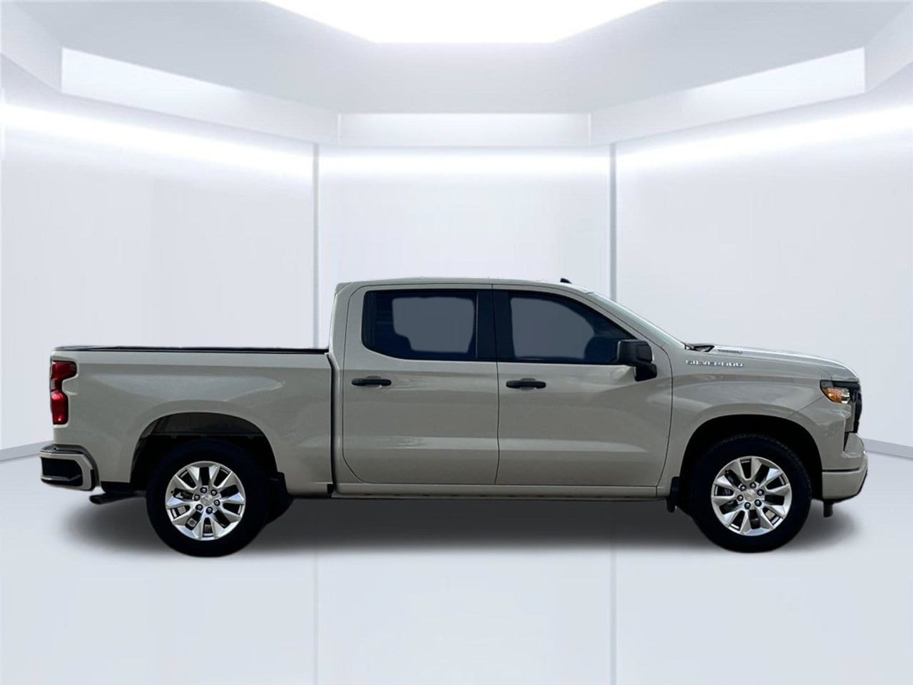 2026 Chevrolet Silverado 1500 Custom - Photo 9