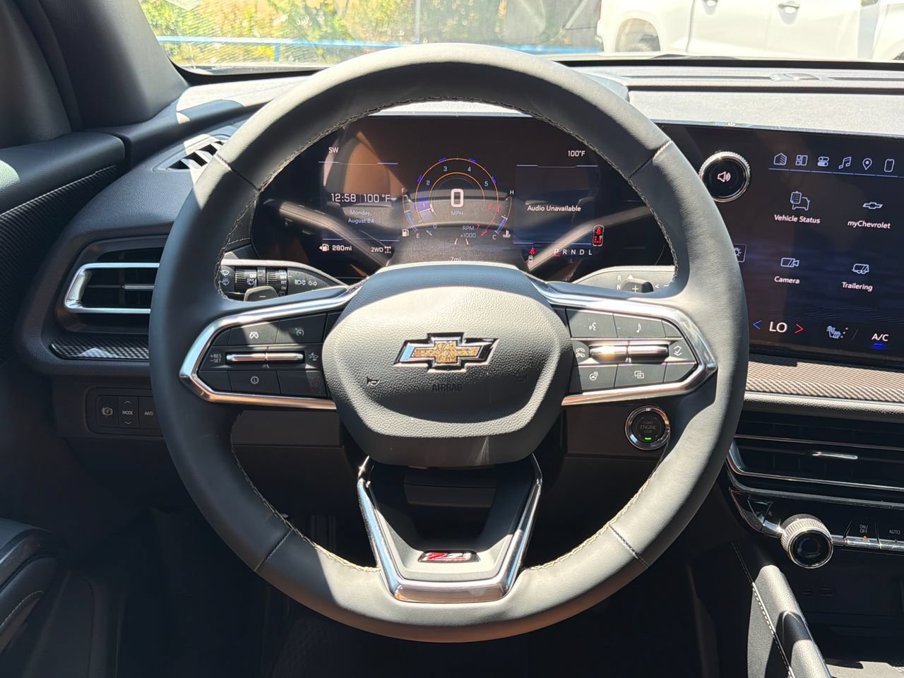 2027 Chevrolet Traverse Z71 SUV, photo 14
