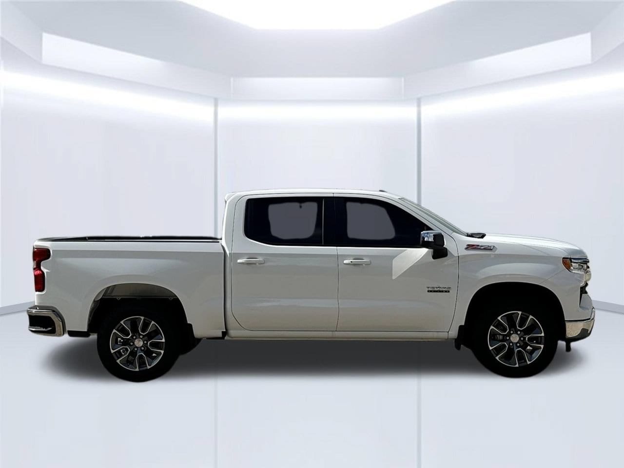 2026 Chevrolet Silverado 1500 LT - Photo 9