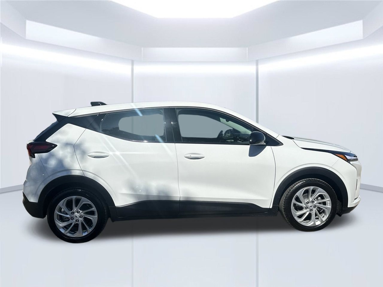 2027 Chevrolet Bolt LT, photo 7