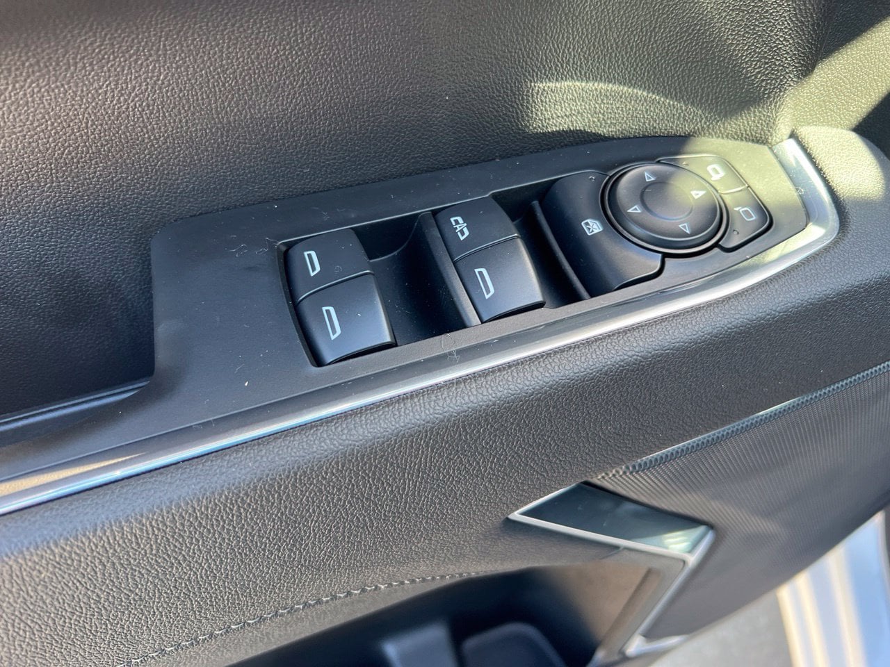 2026 Chevrolet Silverado 1500 LT - Photo 12