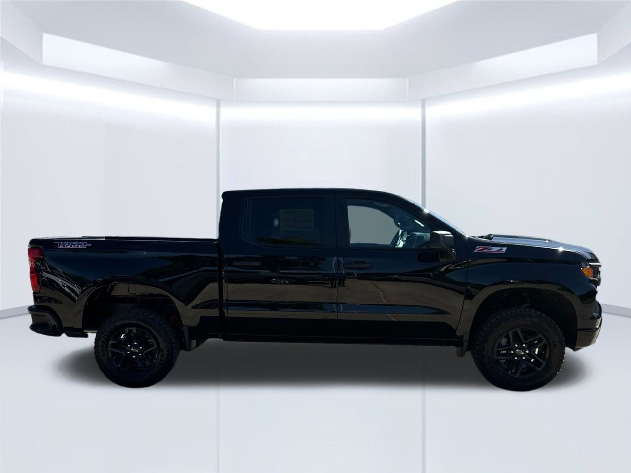 2026 Chevrolet Silverado 1500 Custom Trail Boss - Photo 6