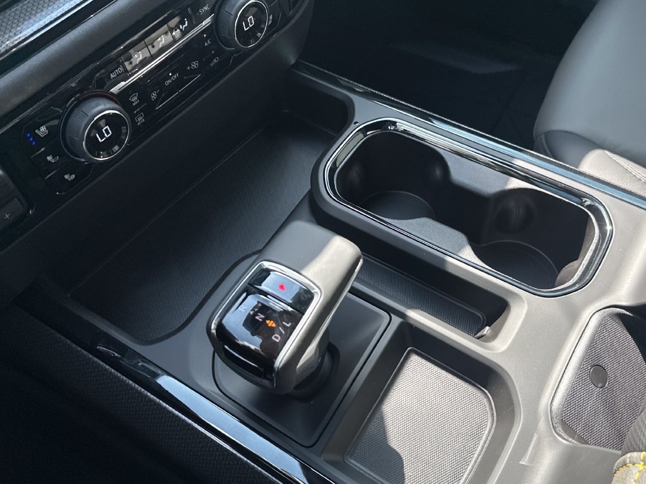 2026 Chevrolet Silverado 1500 ZR2 - Photo 26