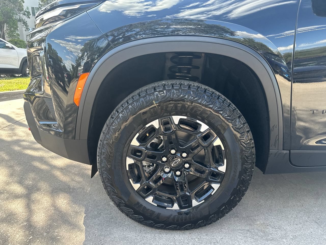 2027 Chevrolet Traverse Z71 - Photo 24