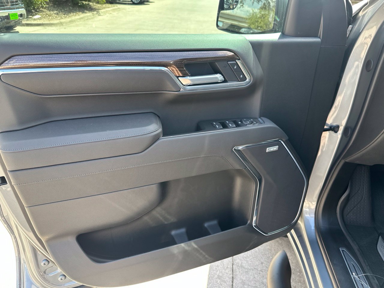 2026 Chevrolet Silverado 1500 RST, photo 11
