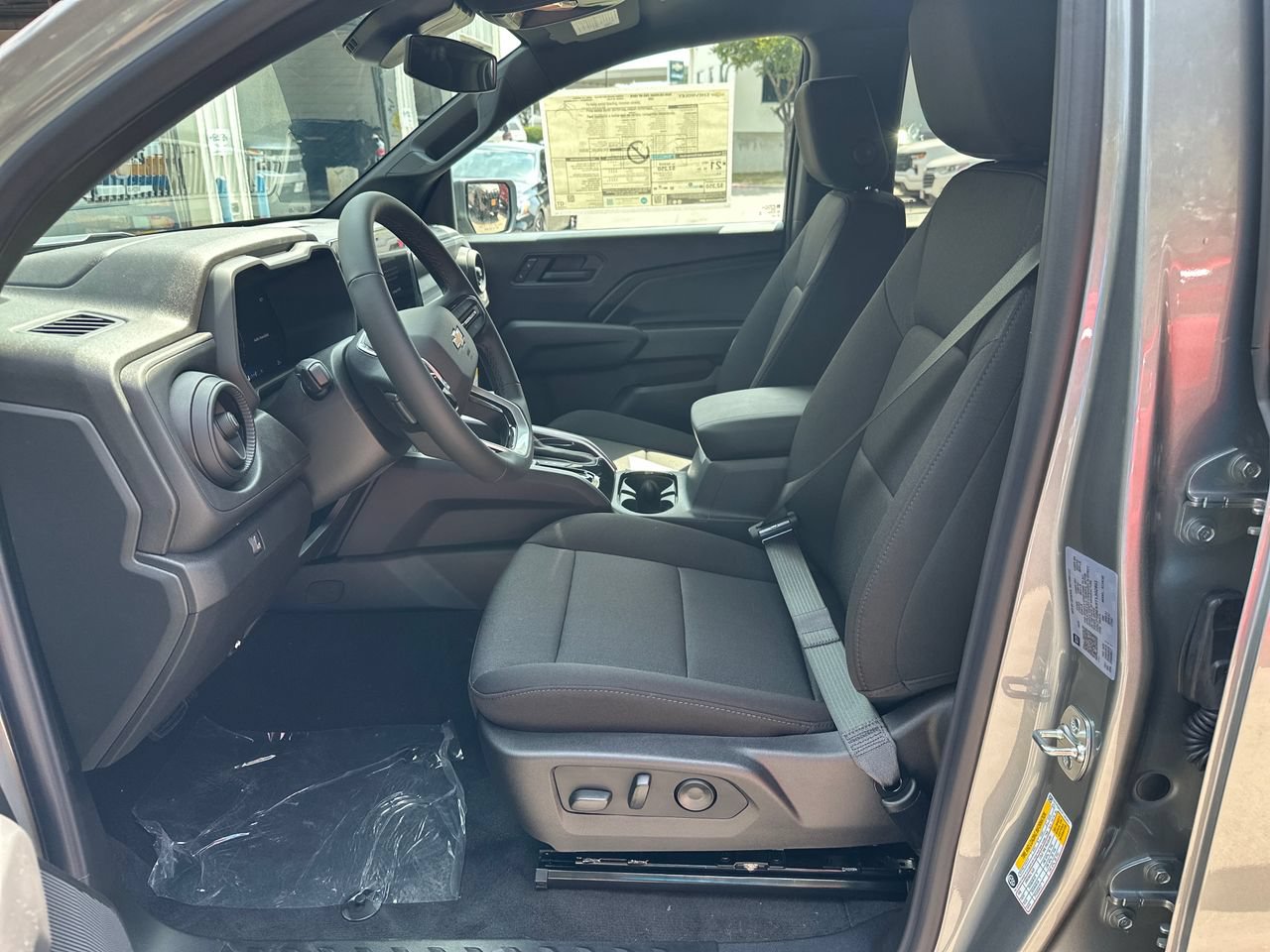 2026 Chevrolet Colorado Work Truck - Photo 9