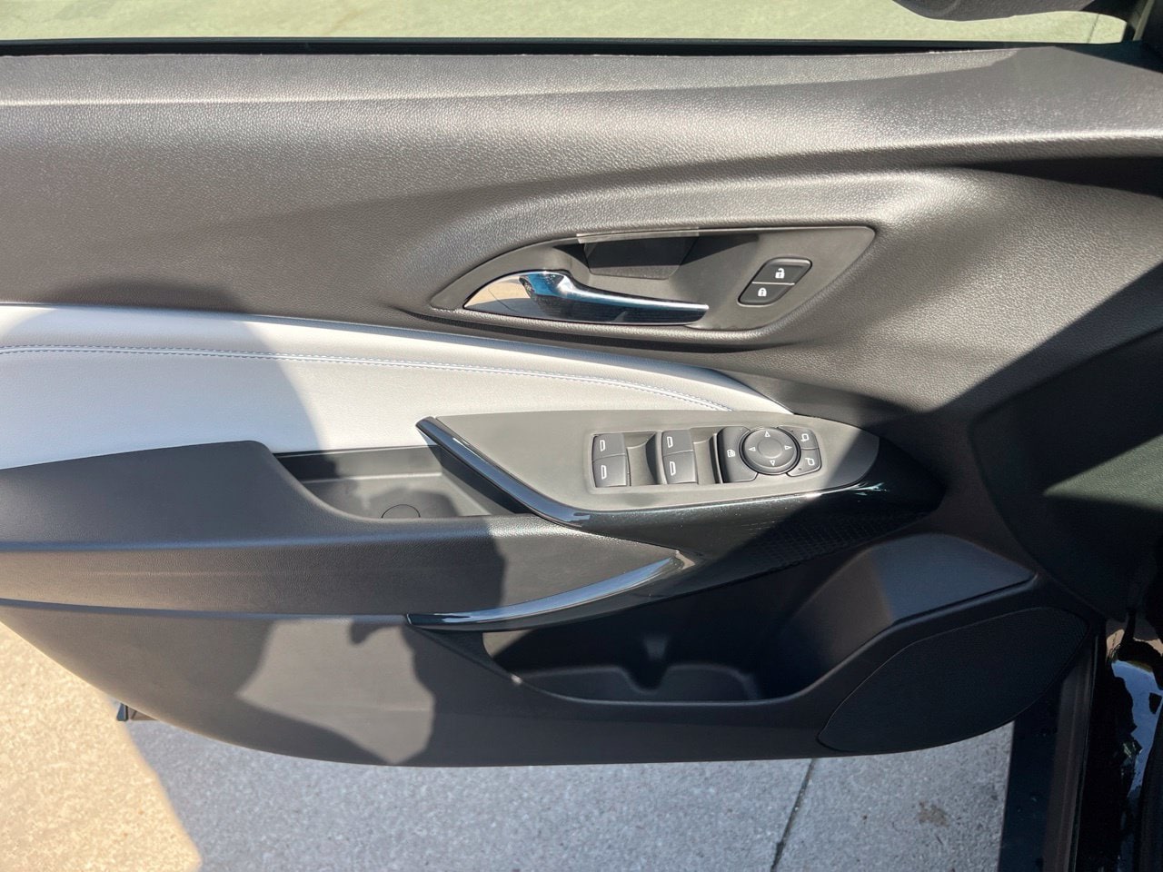 2026 Chevrolet Trax LT - Photo 10