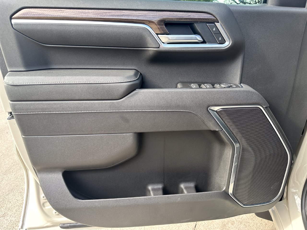 2026 Chevrolet Silverado 1500 RST - Photo 9
