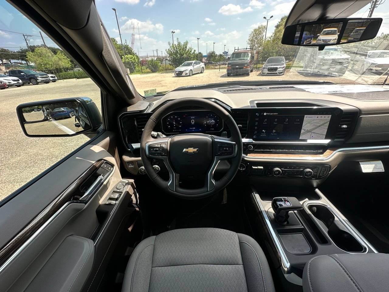 2026 Chevrolet Silverado 1500 LT - Photo 15